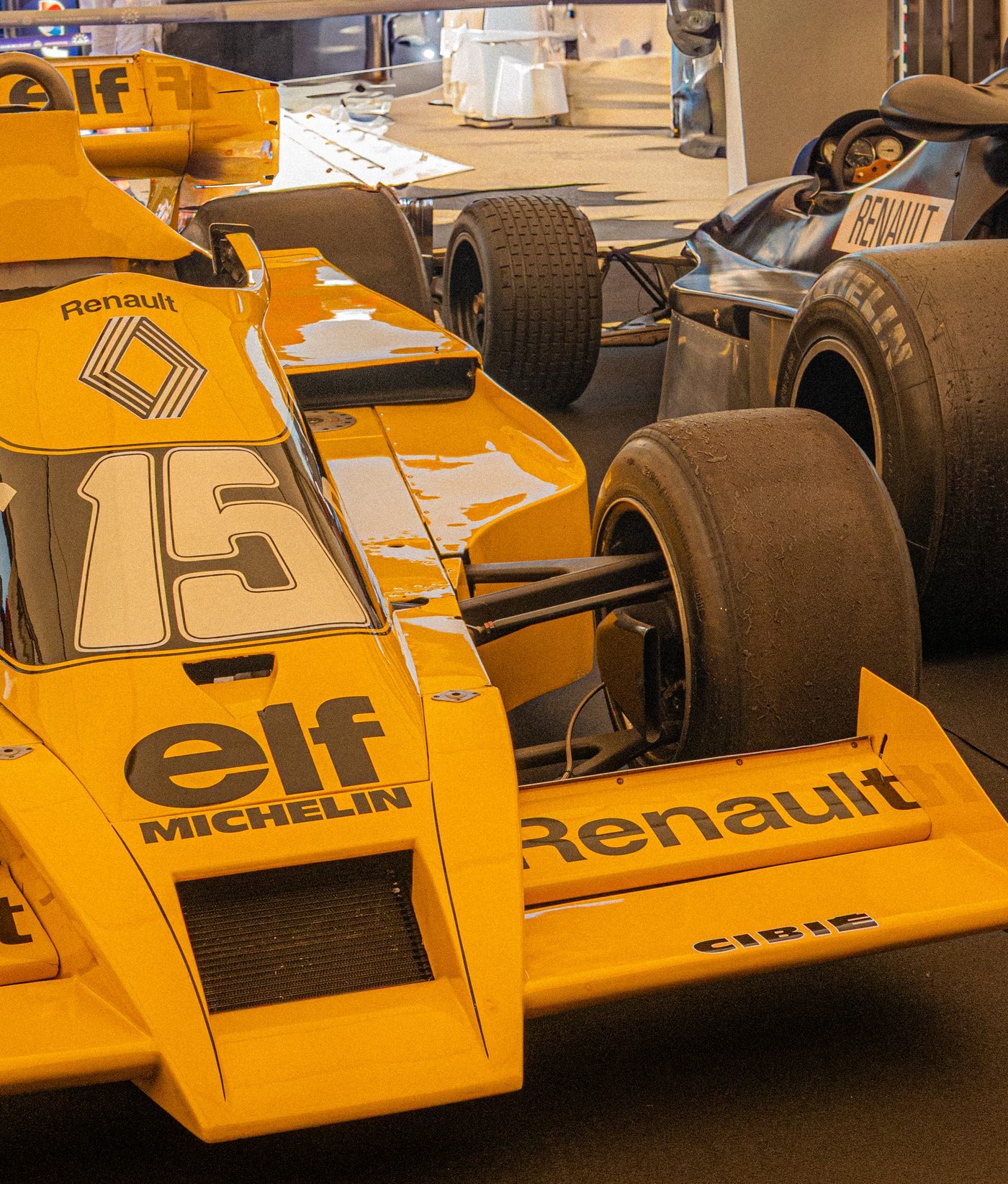 Paddock F1, monoplaces Renault